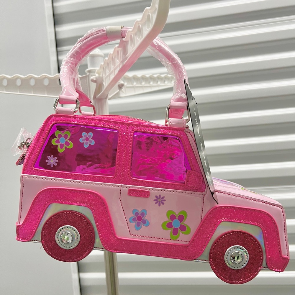 Dolls kill LET'S GO PARTY CROSSBODY BAG
SUGAR THRILLZ - Picture 5 of 12